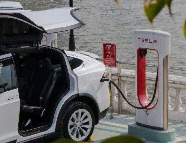 炒股配资在线 纯电车热潮下的冷静思考：今明两年购车，为何纯电车型或非首选？